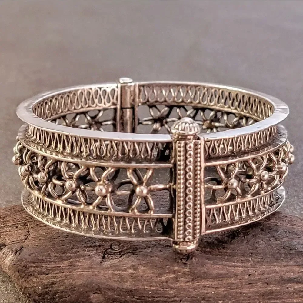 Sterling Vintage Wide Openwork Flower Hinge Bangle Bracelet